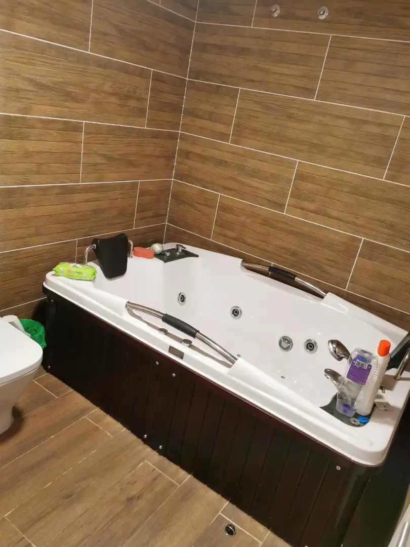 Bathroom of Flat for sale in San Leonardo de Yagüe  with Heating, Parquet flooring and Storage room