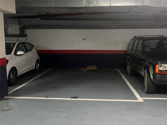 Garaje en Alquiler en Sagarmin Kalea, 7 en Salvatierra / Agurain