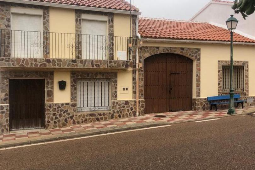 Photo 1 of Flat for sale in Calle Carretera, 48, Sevilleja de la Jara, Toledo