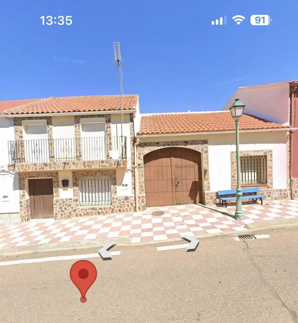 Piso en venta en Calle Carretera, 48, Sevilleja de la Jara Vista exterior de Piso en venta en Sevilleja de la Jara con Jardín privado, Parquet y Terraza