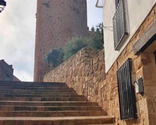 Vista exterior de Casa o xalet en venda en Baños de la Encina amb Terrassa