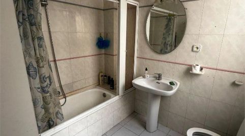 Foto 3 de Habitación en Carrer del Bisbe Aznar, 4, Centre, Tortosa