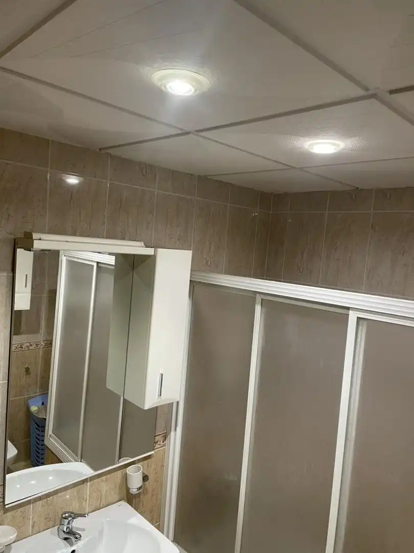 Piso en venta en Avenida de la Fuente de la Villa, 2, Martos Baño de Piso en venta en Martos con Aire acondicionado, Calefacción y Amueblado