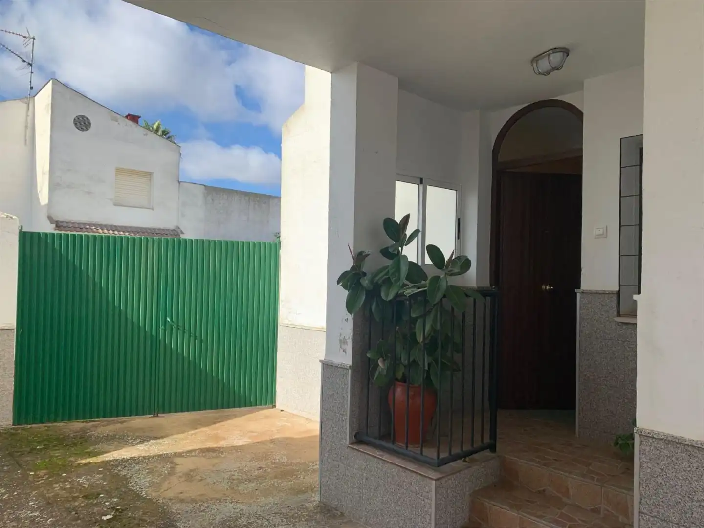 Casa adosada en venta en Granja de Torrehermosa con Aire acondicionado, Terraza y Amueblado