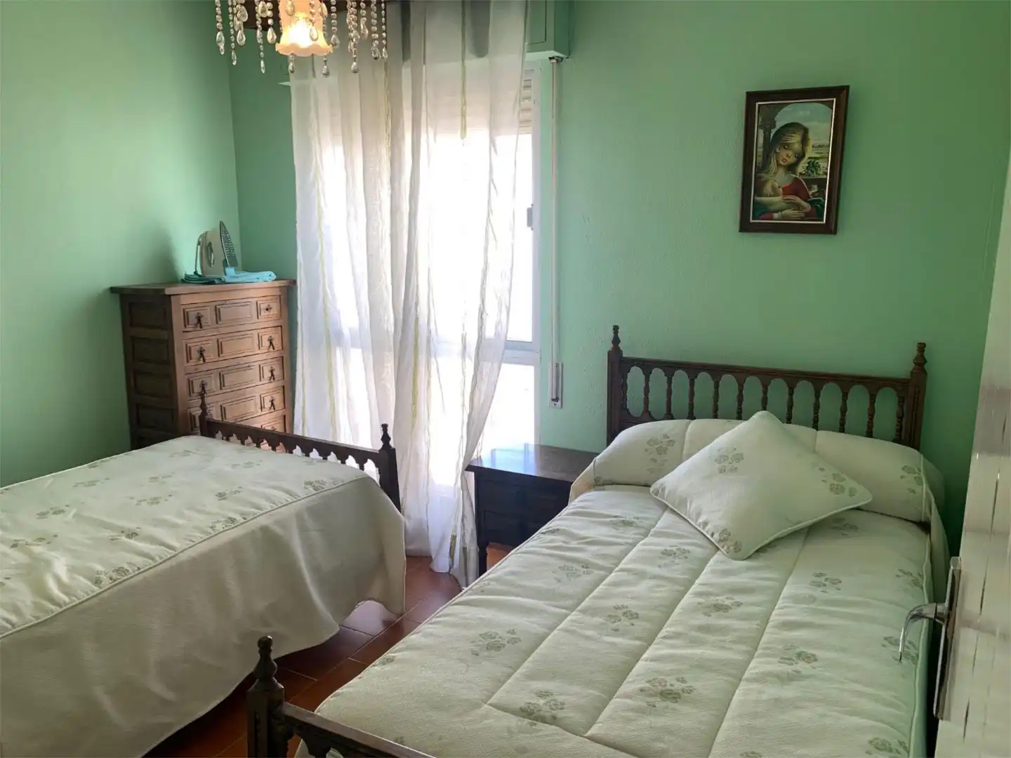 Habitación de Casa adosada en venta en Granja de Torrehermosa con Aire acondicionado, Terraza y Amueblado