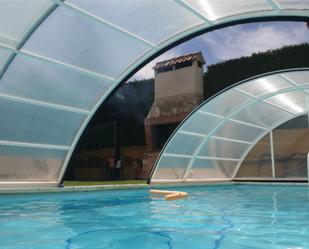 Piscina de Casa o xalet en venda en La Lastrilla  amb Terrassa, Piscina i Balcó