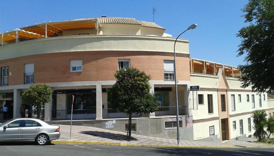 Garaje en venta en Calle Navarro Caro, 81, Centro, Tomares - imagen 1 Foto 1 de Garaje en venta en Calle Navarro Caro, 81, Centro, Tomares