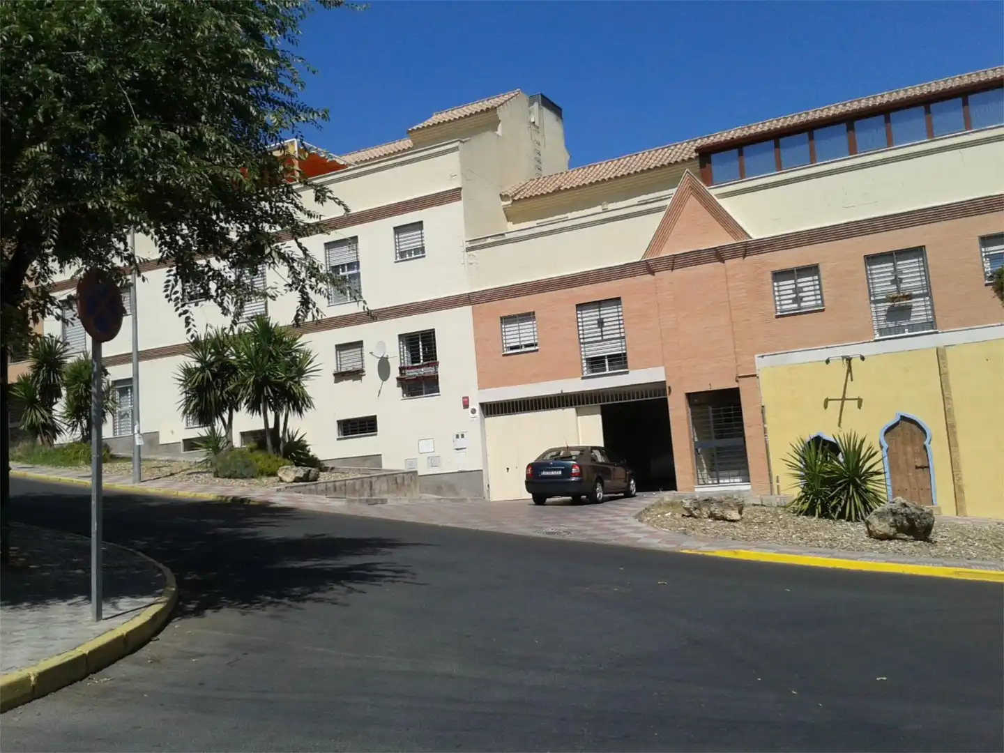 Vista exterior de Garaje en venta en Tomares