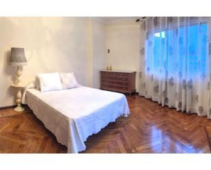 Bedroom of Flat for sale in Lugo Capital