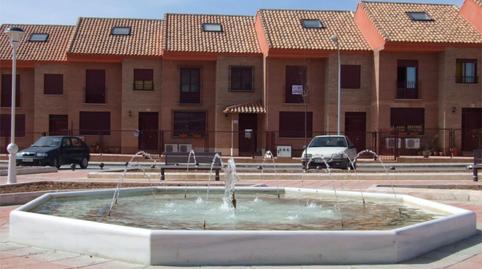 Foto 3 de Casa adosada en venda a Calle Caracas, 12, Valdepeñas, Ciudad Real