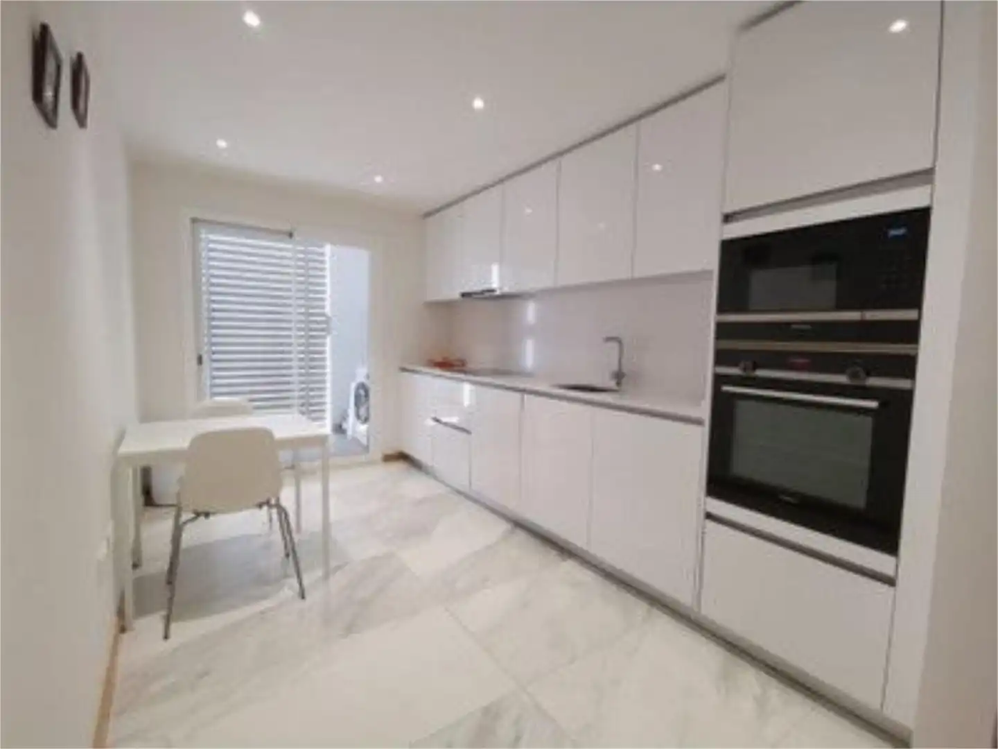 Kitchen of Flat for rent in Marbella  with Air Conditioner, Terrace and Swimming Pool