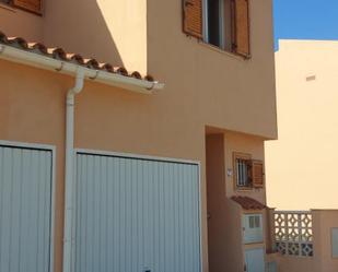 Vista exterior de Casa o xalet en venda en Peñíscola / Peníscola amb Aire condicionat, Calefacció i Jardí privat