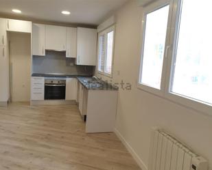 Kitchen of Flat for sale in  Madrid Capital  with Air Conditioner