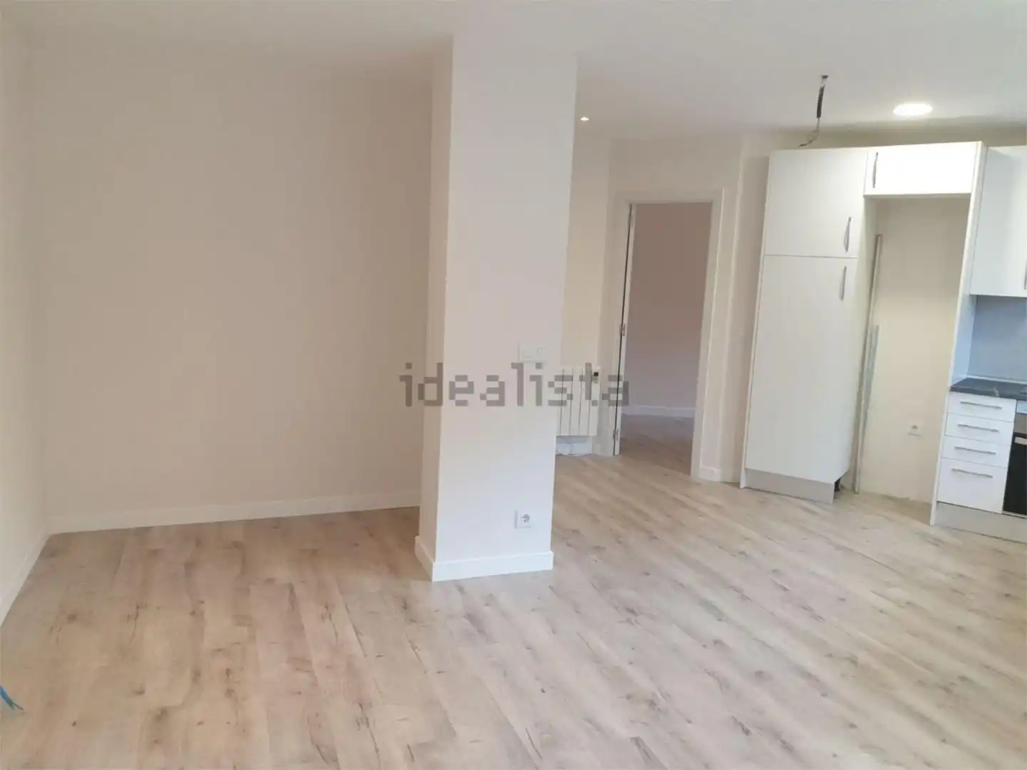 Piso en venta en Calle de la Garganta de Aísa, 34, Numancia Habitación de Piso en venta en Madrid con Aire acondicionado y Calefacción