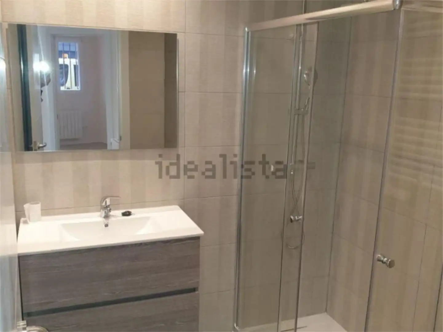 Piso en venta en Calle de la Garganta de Aísa, 34, Numancia Baño de Piso en venta en Madrid con Aire acondicionado y Calefacción
