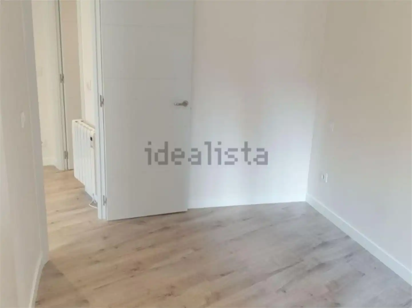 Piso en venta en Calle de la Garganta de Aísa, 34, Numancia Habitación de Piso en venta en Madrid con Aire acondicionado y Calefacción