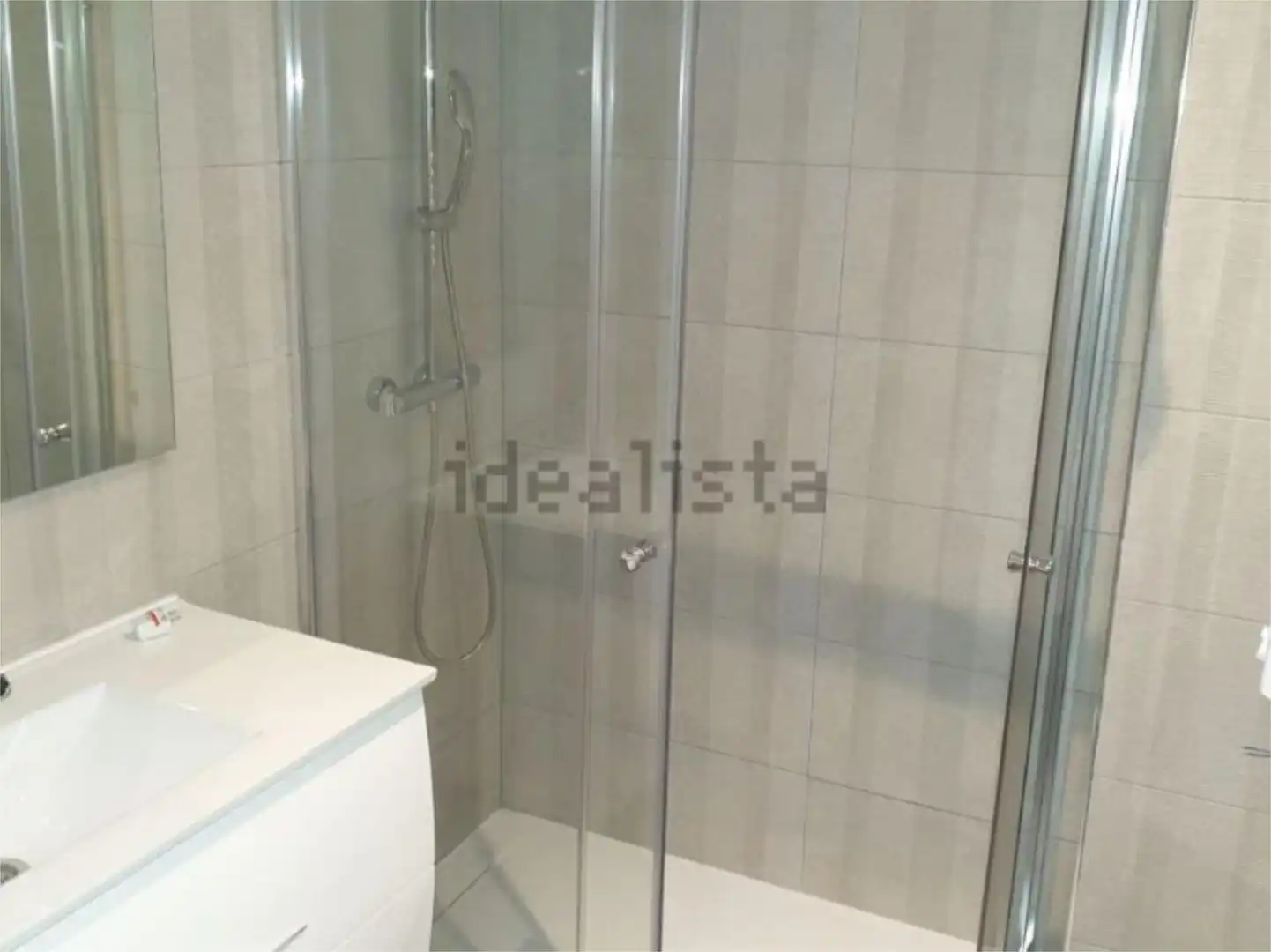 Piso en venta en Calle de la Garganta de Aísa, 34, Numancia Baño de Piso en venta en Madrid con Aire acondicionado y Calefacción