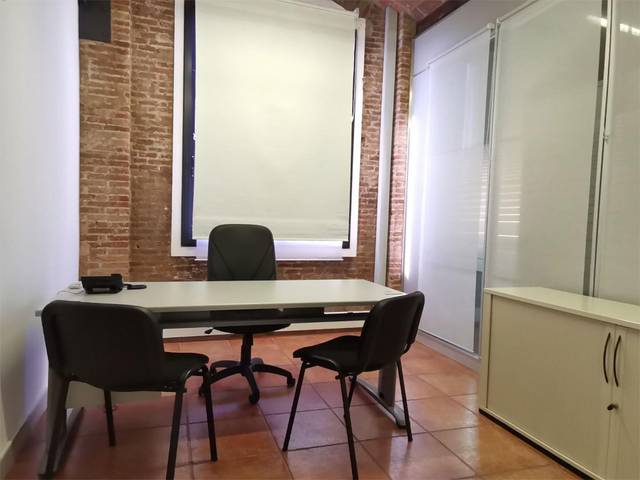 Oficina en Alquiler en Avinguda dels Alps, 48 en Almeda - El Corte Inglés