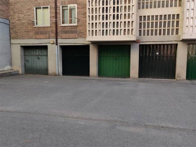 Garaje en Venta en Calle Alfonso VI, 18 en El Carmen