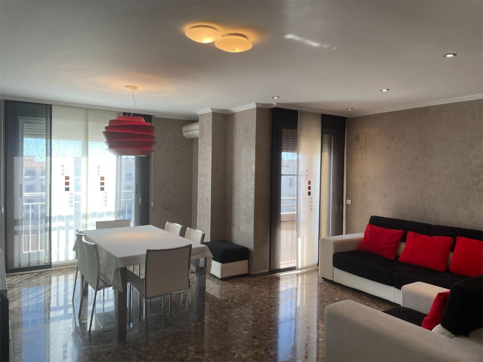 Living room of Flat for sale in Almazora / Almassora  with Air Conditioner and Balcony