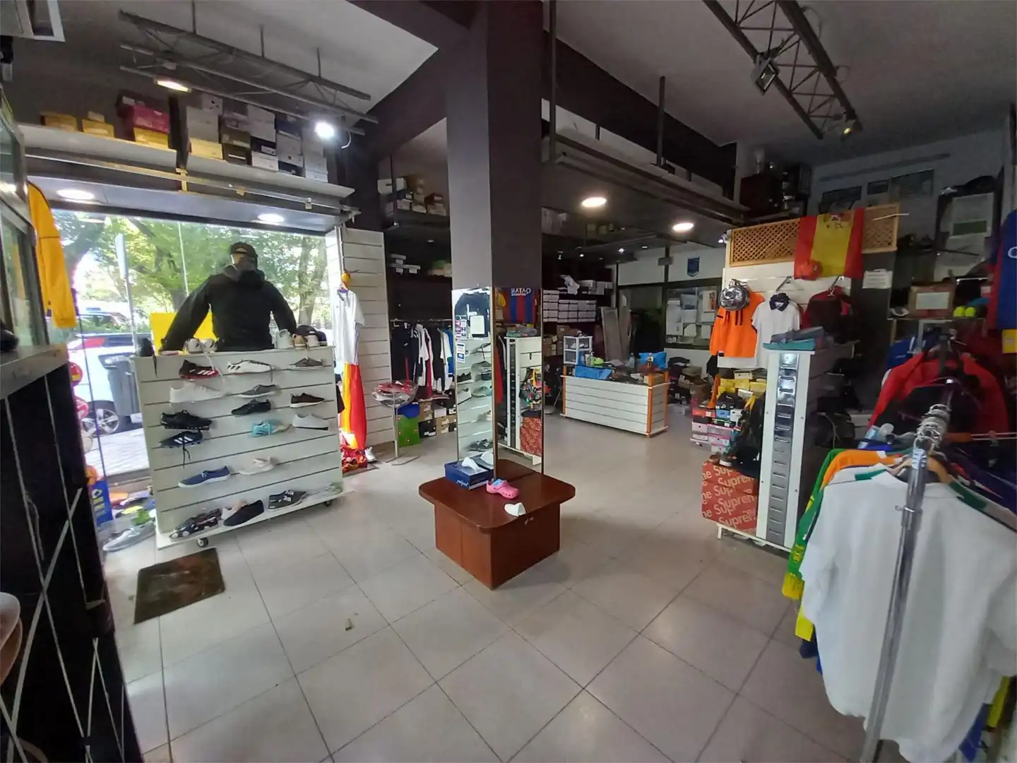 Local en venta en Madrid con Aire acondicionado