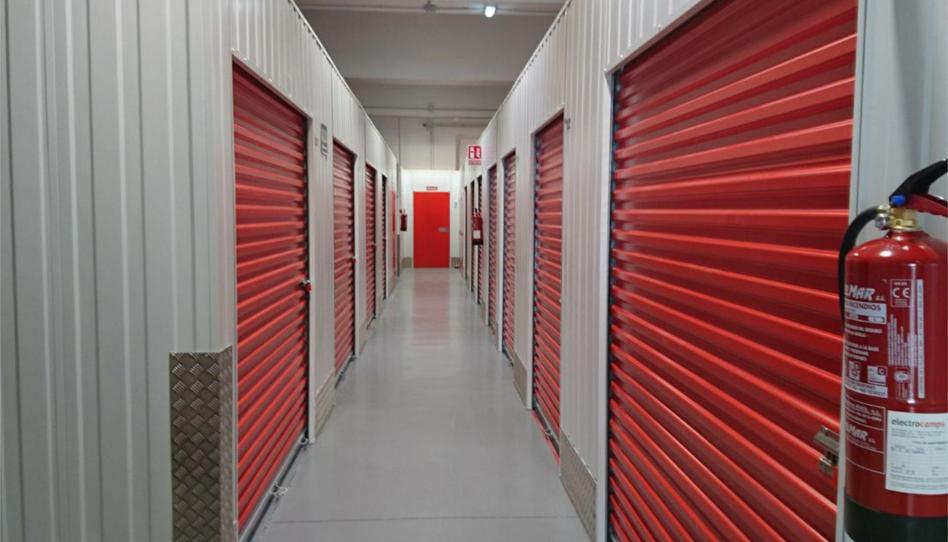 Box room to rent in Avinguda Meridiana, 386, Sant Andreu de Palomar, Barcelona - image 1 Photo 1 of Box room to rent in Avinguda Meridiana, 386, Sant Andreu de Palomar, Barcelona