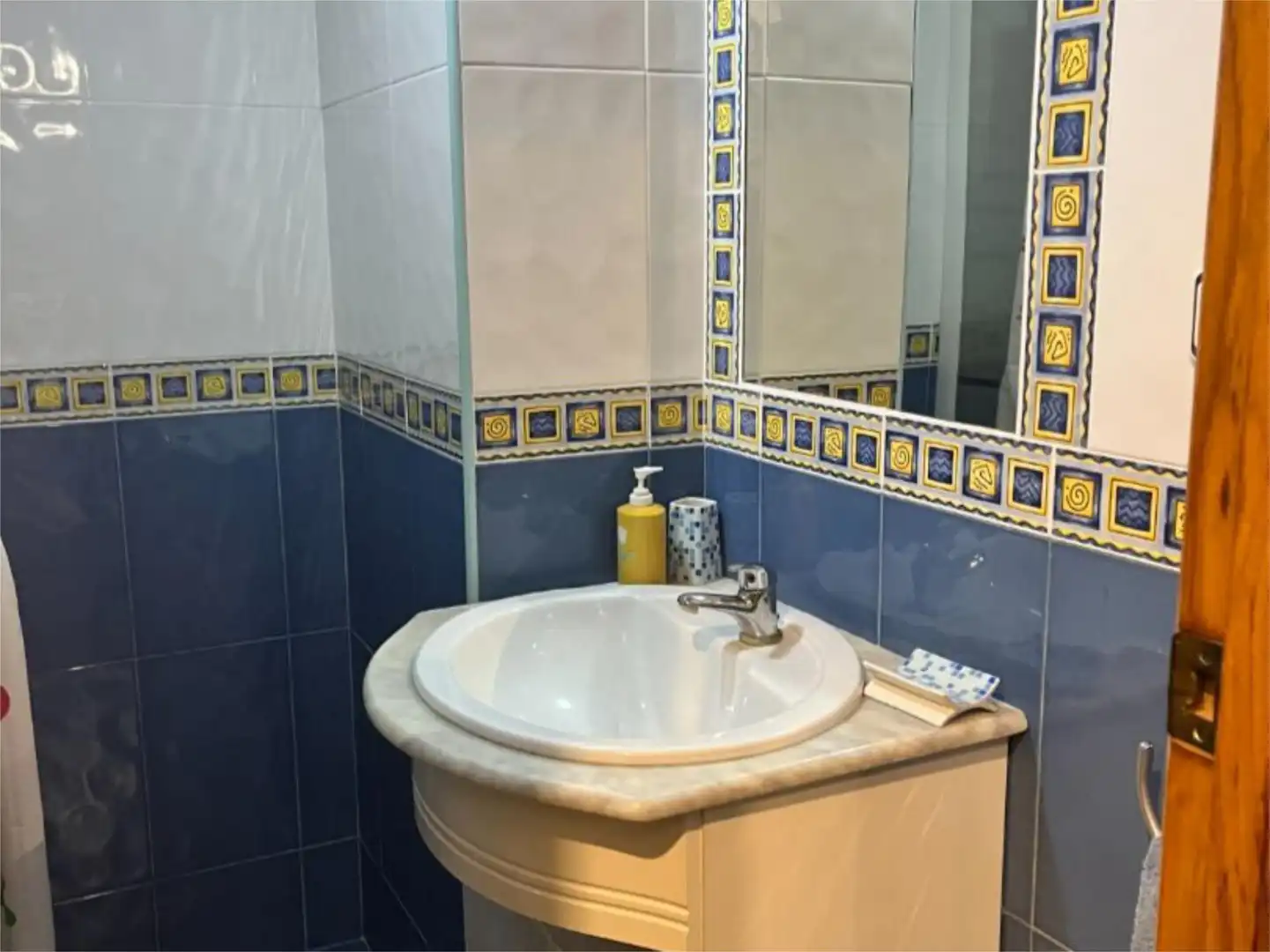 Room in Carrer de la Puebla de Valverde, 7, Vara de Quart Room in Carrer de la Puebla de Valverde, 7, Vara de Quart