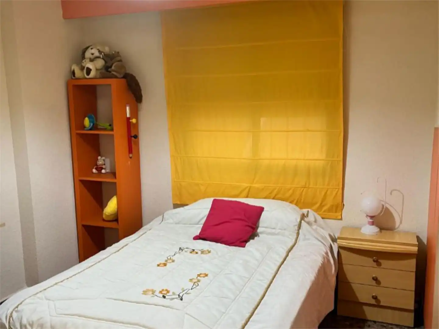 Room in Carrer de la Puebla de Valverde, 7, Vara de Quart Room in Carrer de la Puebla de Valverde, 7, Vara de Quart