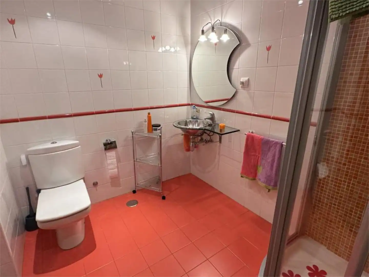 Baño de Piso en venta en Castuera con Aire acondicionado, Calefacción y Terraza