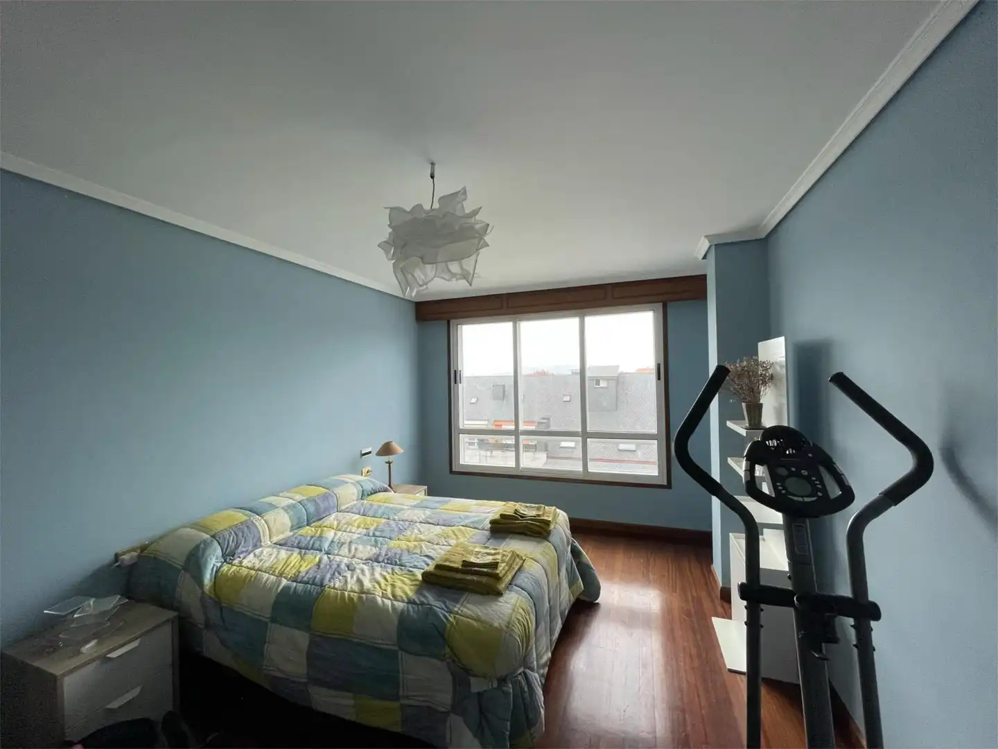 Bedroom of Flat for rent in Ferrol  with Heating, Parquet flooring and Furnished