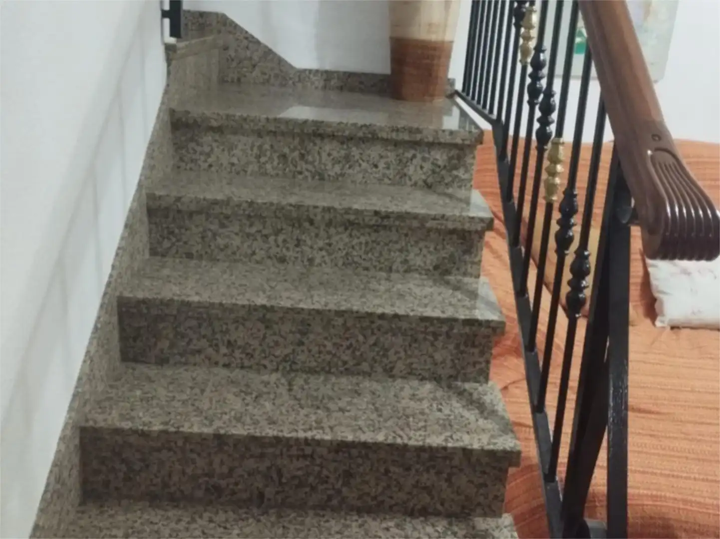 Casa adosada en venda a Avenida la Paz, 40, Alcaudete Casa adosada en venda en Alcaudete amb Aire condicionat, Calefacció i Terrassa