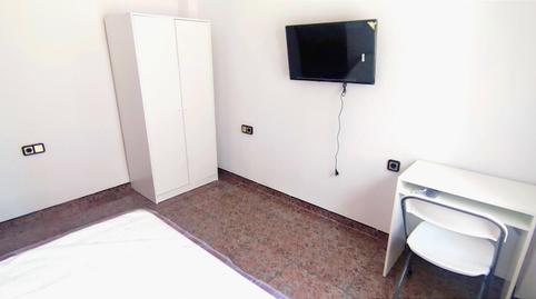 Photo 2 of Flat to share in Calle de Casiopea, 32, Florida Alta, Alicante