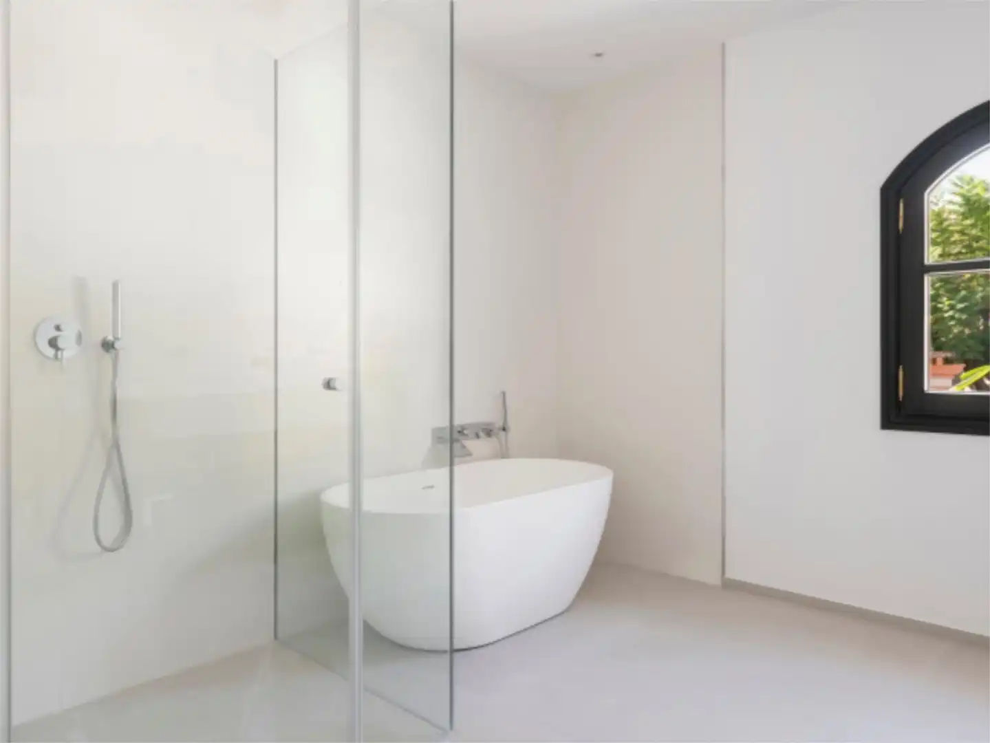 Casa o xalet en venda a Urbanización Zarza del Paraíso, 4, Paraiso - Barronal Bany de Casa o xalet en venda en Estepona amb Aire condicionat, Terrassa i Piscina