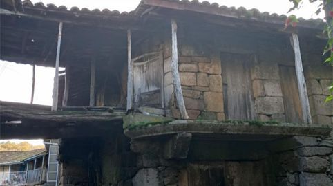 Foto 4 de Casa adosada en venta en Laioso, 23, Allariz, Ourense