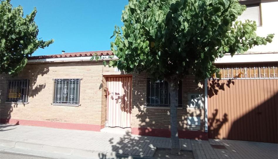 Casa o xalet en venda a Calle Fernando Escartín, 21, Escatrón, Zaragoza - imatge 1 Foto 1 de Casa o xalet en venda a Calle Fernando Escartín, 21, Escatrón, Zaragoza