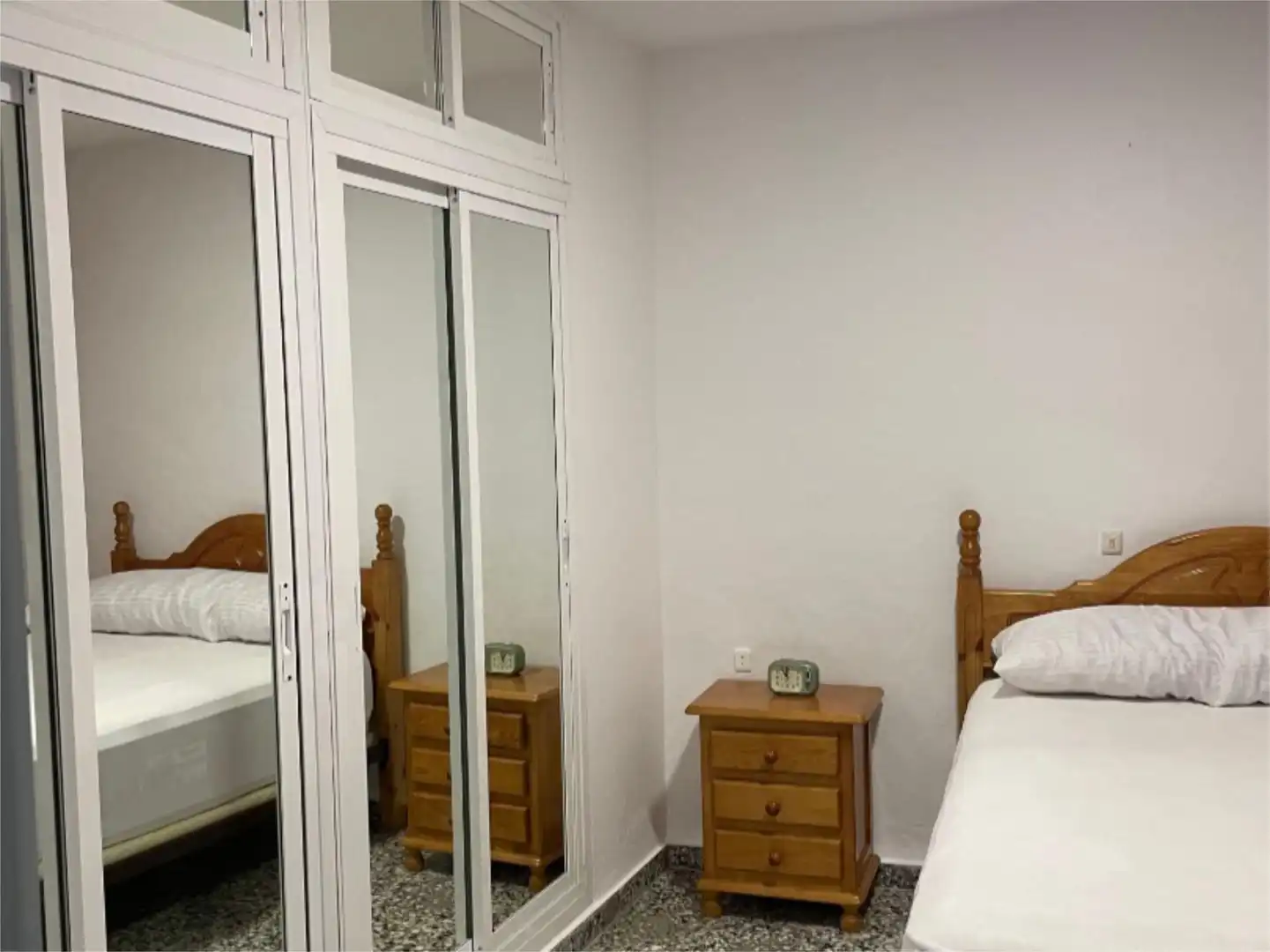 Casa adosada en venta en Travesia Pio XII, 123, Igualeja Habitación de Casa adosada en venta en Igualeja con Trastero, Amueblado y Balcón
