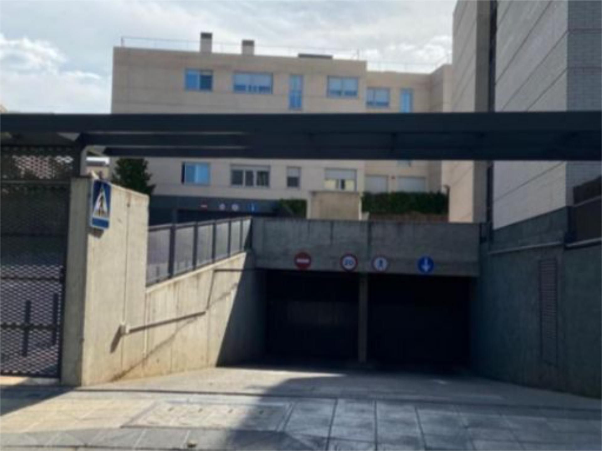 Parking of Garage to rent in Las Rozas de Madrid