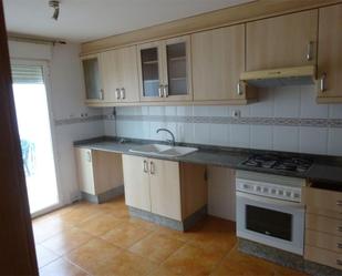 Kitchen of Single-family semi-detached for sale in Domeño