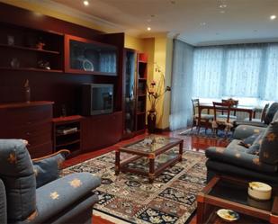 Living room of Flat for sale in Castro-Urdiales  with Terrace and Balcony
