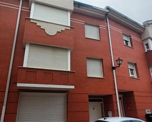 Vista exterior de Casa o xalet en venda en Tarancón amb Terrassa