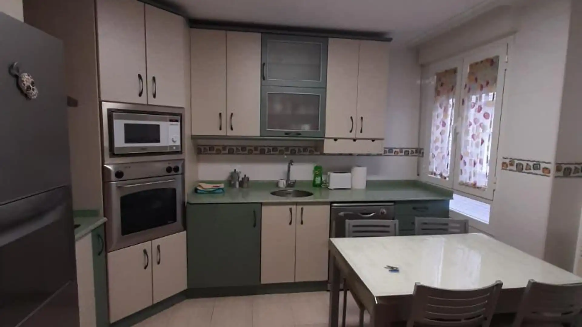 Cocina de Piso en venta en Nájera con Calefacción, Parquet y Terraza