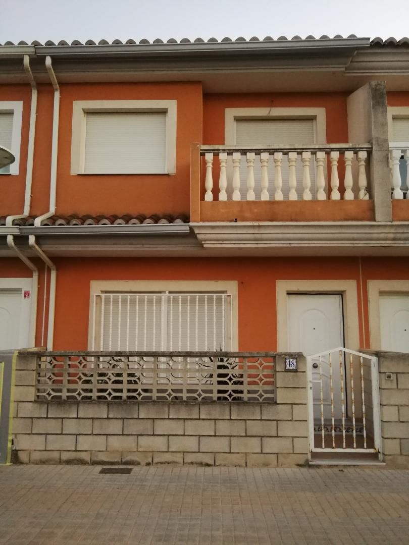 Casa adosada en venda a Calle Iglesia, 9, Polinyà de Xúquer