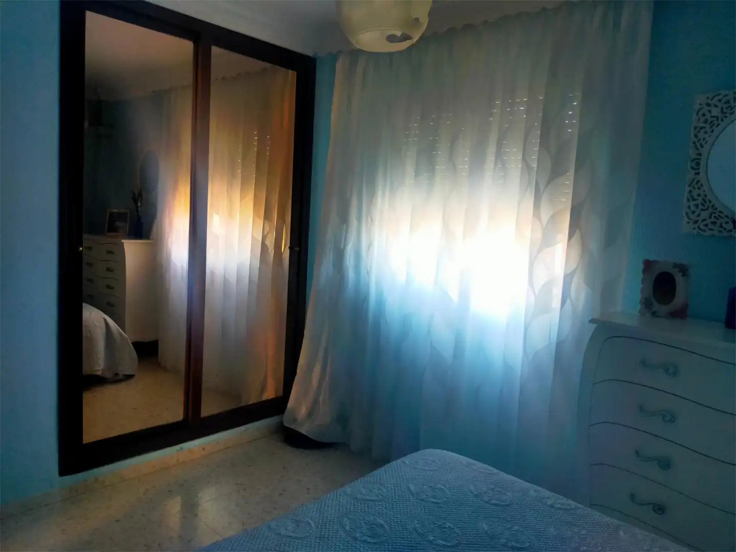 Habitación de Casa o chalet en venta en Alhaurín de la Torre con Aire acondicionado, Calefacción y Jardín privado