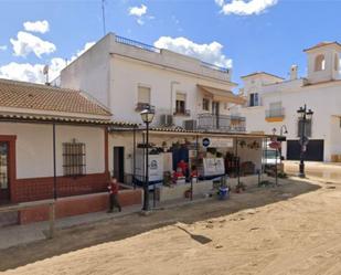 Vista exterior de Casa adosada en venda en Almonte amb Balcó