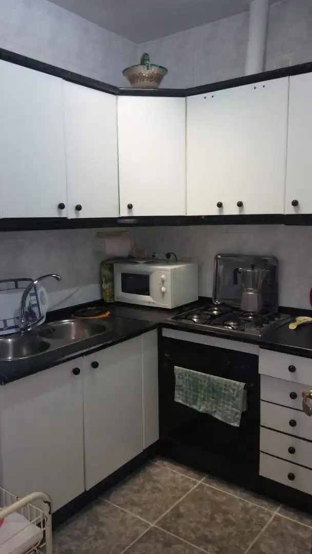 Cuina de Casa adosada en venda en Guadalupe amb Aire condicionat, Moblat i Forn