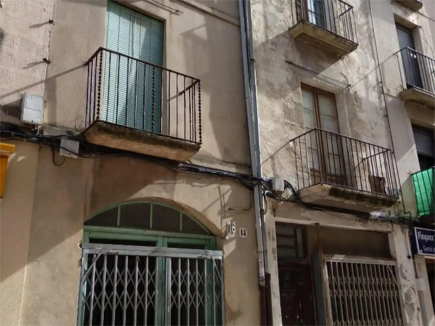 Casa adosada en venda a Carrer Combat, 14, Cervera Vista exterior de Casa adosada en venda en Cervera amb Terrassa i Balcó