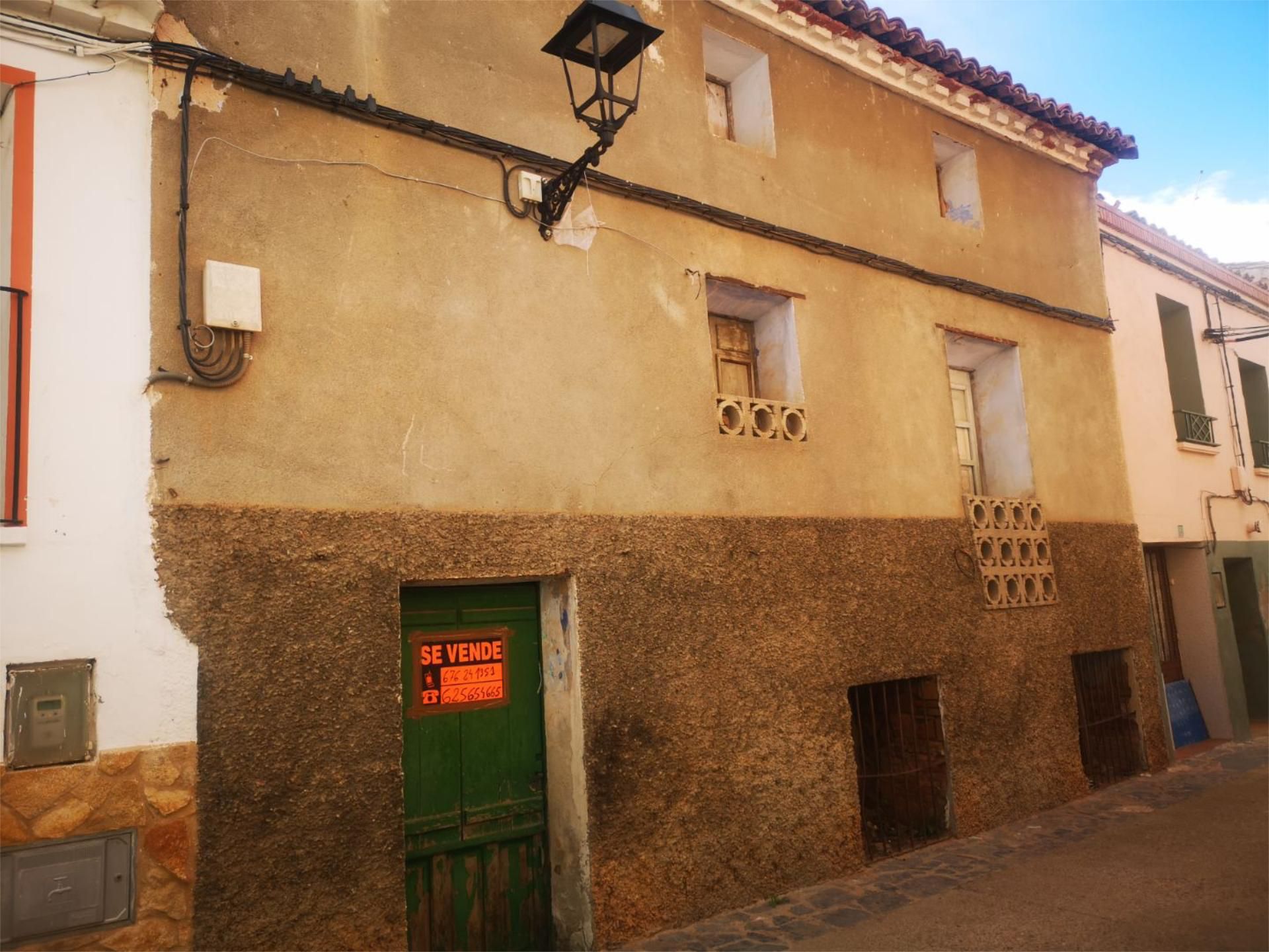 Exterior view of Single-family semi-detached for sale in Encinacorba
