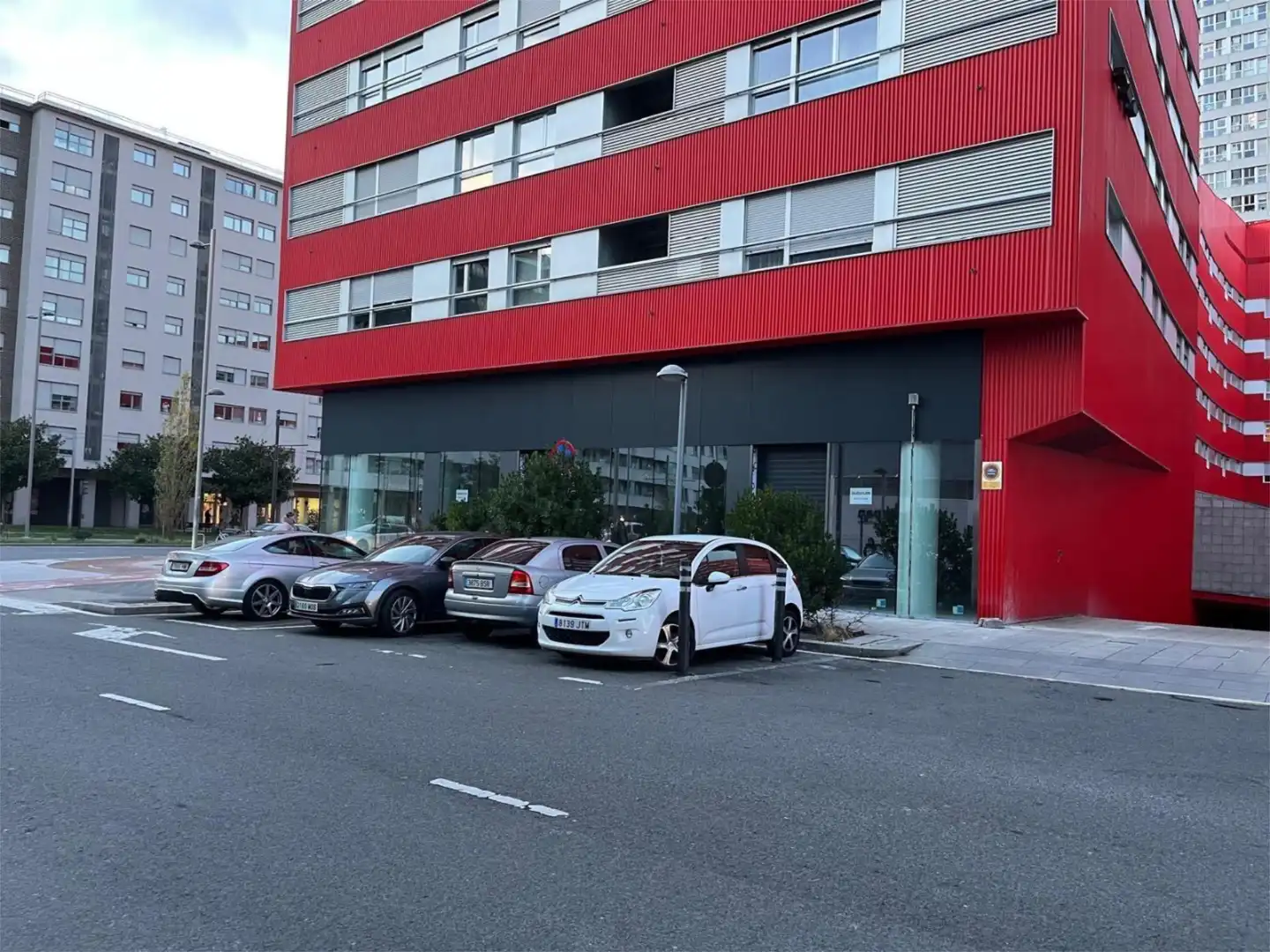 Commercial properties for rent in Bulevar de Salburua Kalea, 11, Salburua - Arantzabela Parking of Commercial properties for rent in Vitoria - Gasteiz