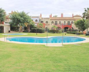 Jardí de Casa adosada en venda en Ayamonte amb Aire condicionat, Terrassa i Piscina