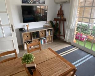 Living room of Flat to share in  Sevilla Capital  with Air Conditioner, Heating and Parquet flooring